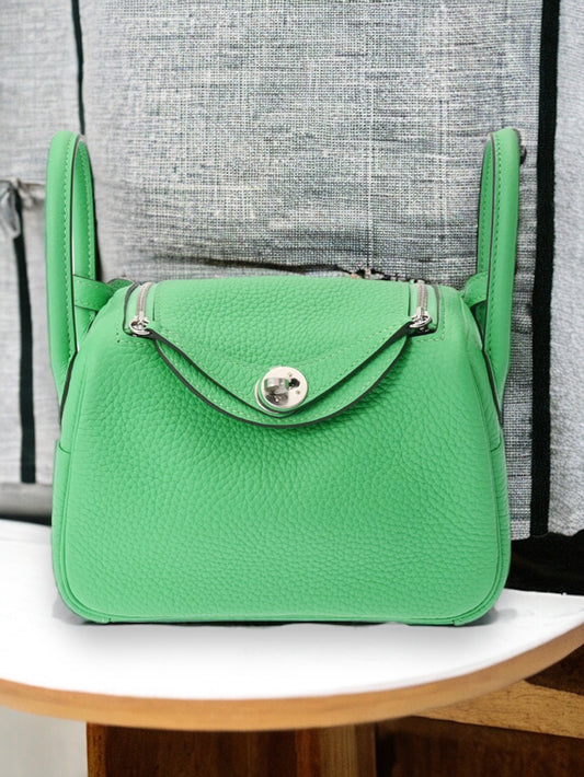 Hermes Lindy Mini Vert Comic 0Z Palladium Hardware Taurillon Clemence Shoulder Handbag 2023 Stamp B [New]