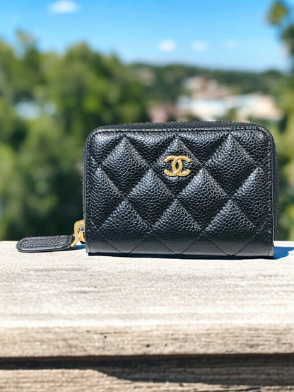 Chanel Quilted CC Caviar Leather Round Zipper Coin Case Compact Wallet Black Gold Hardware [Used]