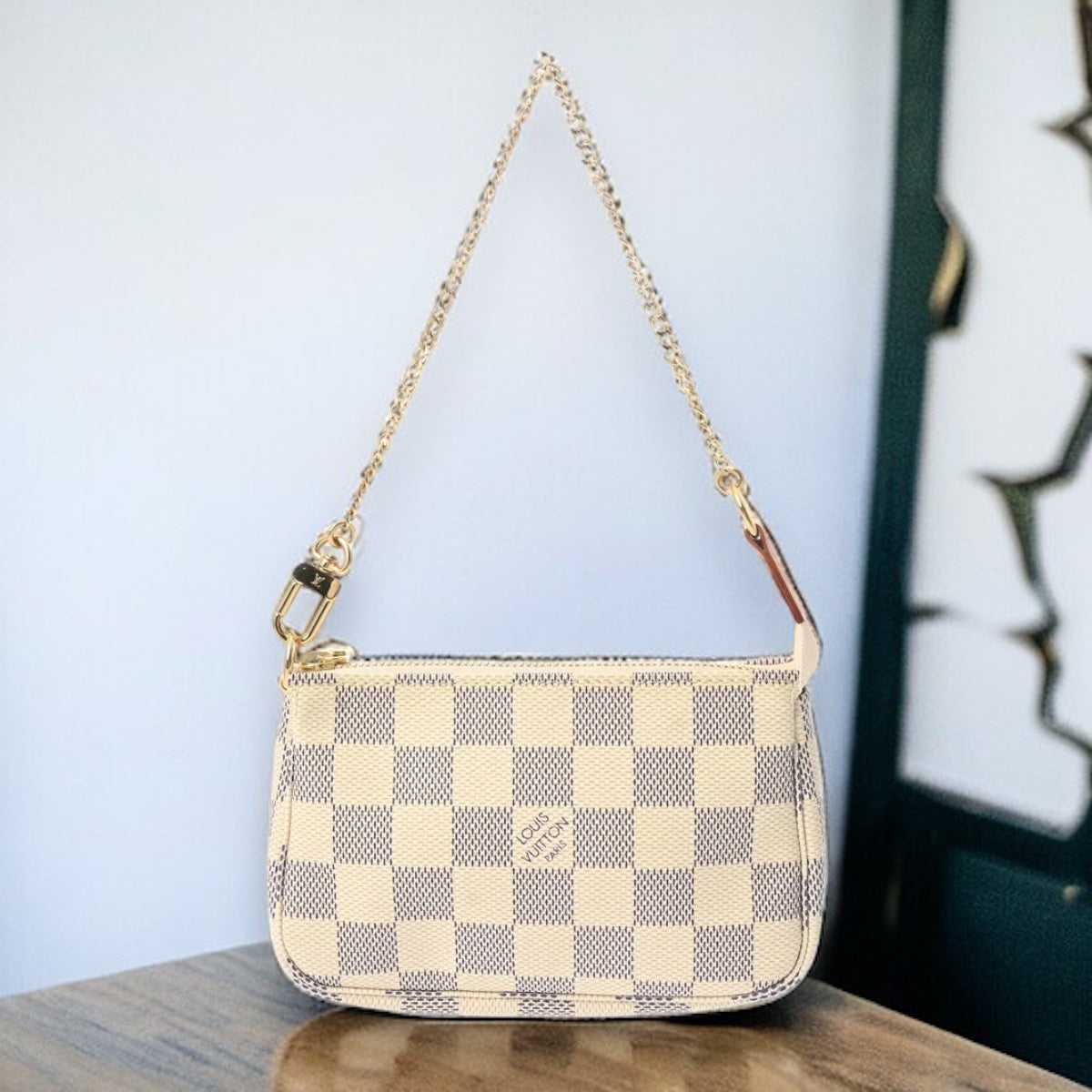 Louis Vuitton LV Pochette Accessories Pouch Handbag N58010 Damier Azur White [Used]