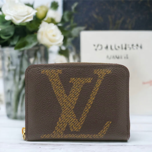 Louis Vuitton Round Zippy Coin Purse M69354 Monogram Giant Short Wallet Brown Card Holder [Used]