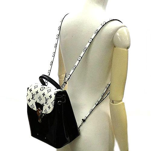 Louis Vuitton LV Hot Springs Mini Backpack M53637 Vernis Leather Black White [Used]