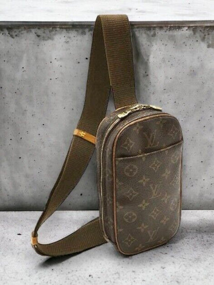 Louis Vuitton LV Monogram Pochette Gange Crossbody Shoulder Bag M51870 [Used]