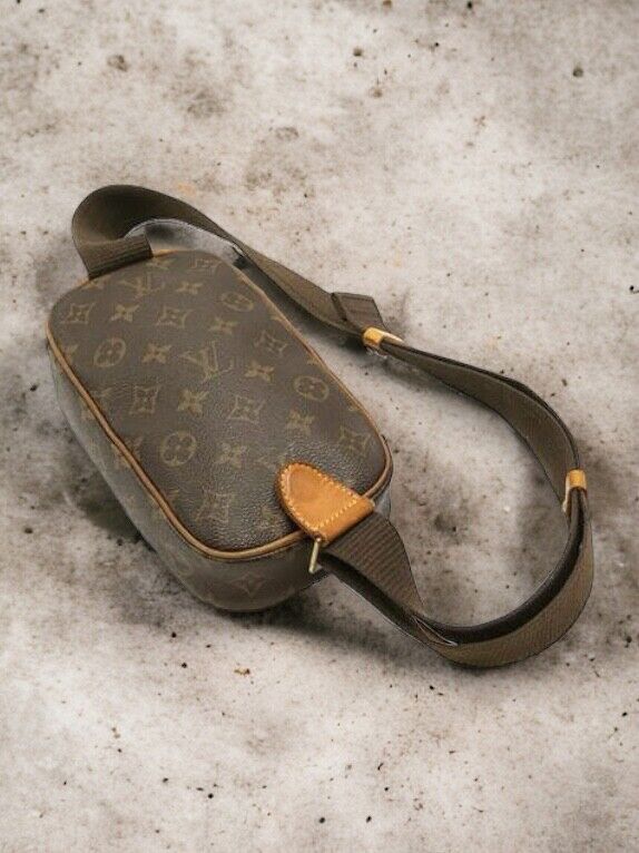 Louis Vuitton LV Monogram Pochette Gange Crossbody Shoulder Bag M51870 [Used]